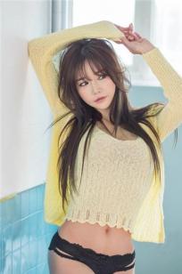 Han Ga Eun- 性感妖娆制服写真