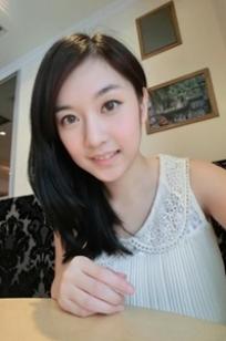 李佳玲