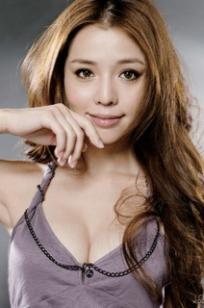 李毓芬