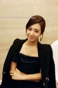 권유리(权侑莉)