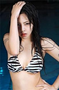 冯雨芝 长腿美女性感艺术照