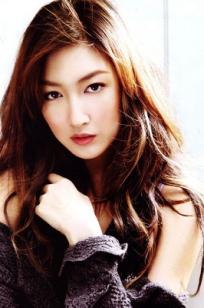 เขมนิจ จามิกรณ์(卡曼妮·耶美)