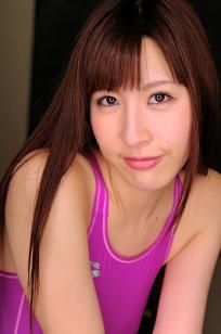 山咲麻里奈