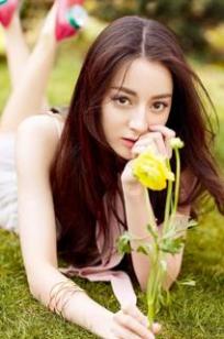 迪丽热巴