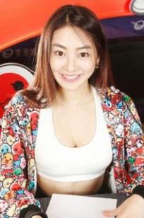 松冈李那