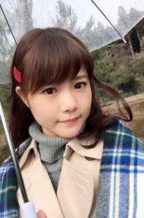 穴井千尋(穴井千寻)