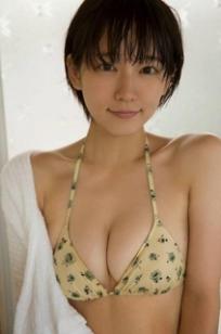 吉冈里帆