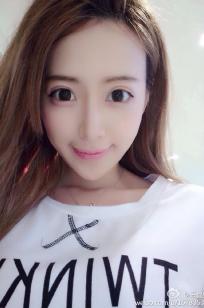 王曼妮兮