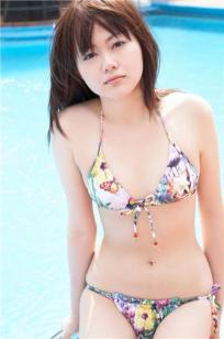 瀨尾秋子-《Feat. A.K.I.K.O》For-side写真图