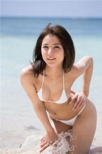 石川恋 金发美女&黑发辣妹 比基尼画像