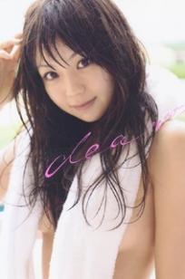 秋山依里