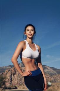 柳胜玉(유승옥)-韩国“曲线终结者”的私房照诱惑写真图