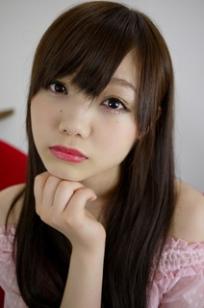 松冈里英