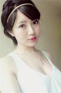 阮涂灵(空灵奶妹)- 电眼+蜜腿，1秒让人恋爱