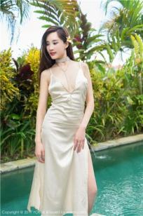 女神土肥圆矮挫穷 高叉礼服与泡泡浴系列