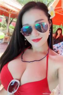何旋君君 中国好胸妹