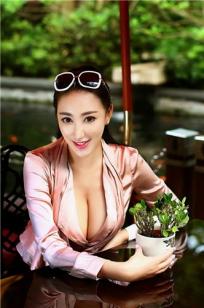 乔圣依 外围女图片