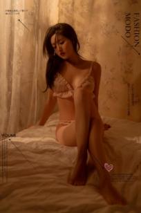 YouMi尤蜜-沈梦瑶-《浪漫进行式》私房室内写真，慵懒居家气质，曼妙曲线极致诱惑，无圣光大尺度艺术摄影
