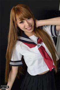 芹泽里茉 [RQ-STAR]高清写真图NO.00680 『セーラー服』 [85P]高清写真图