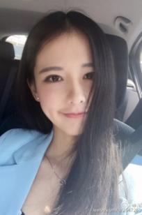 黄静逸