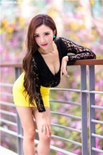 赵芸- 成熟女人户外写真系列三