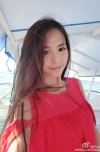 Moa小姐