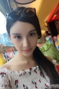 陆芷翊lucia