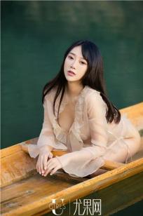 何嘉颖坠入凡间 云海之间美人如梦