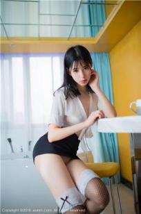 清纯女秘书艾栗栗 美腿搭配蕾丝网袜