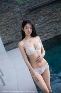 新晋女神小热巴 最迷人的性感腰线