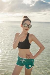 李妍静- 2017年MayBeach运动服系列二