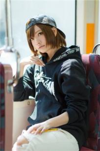 神坂琉菜 外拍养眼写真图