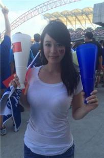 李思瑾Mayer 32F身材的女主播