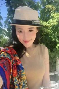于墨默