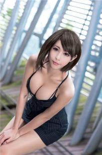Sylvia小希 短发美人户外写真图