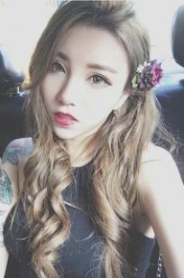 石希露(Olga Shek)
