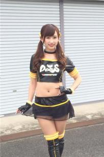 瀬戸ういか 俏丽赛车女模私房照诱惑写真图