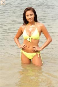 欧阳巧莹Tam 骨子里都散发着性感
