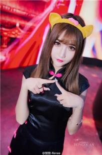 赞赞Renee 2016ChinaJoy多玩游戏展台SG