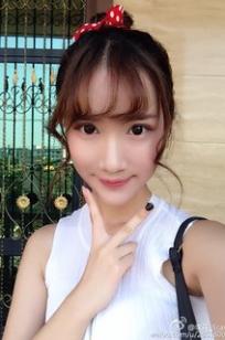李丹