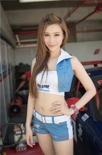 张筱于 电力十足的白皙长腿美模～