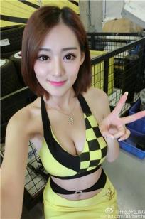 小辰辰 微博私房美照
