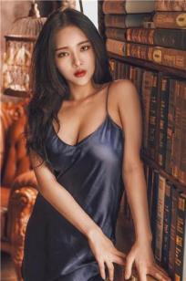 韩国网拍正妹jeee622 令人震撼的核弹身材