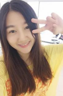 张翔玲(小苍)