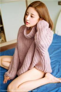 模特丹妮Dannyy 运动滑板浴室湿身