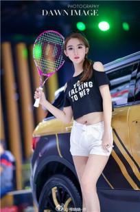 柳小婷 高挑车模微博靓照