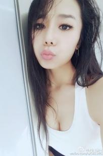 王芯芯Rella(Rella)