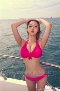 杨渃妤 比基尼性感写真图秀出好身材
