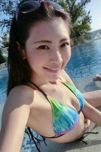 李玫萱(可希Evenni)