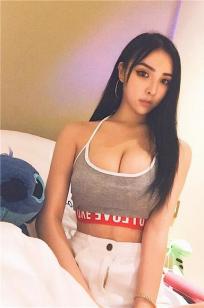 DJ Becky- hold不住的上围，感觉快让人窒息...